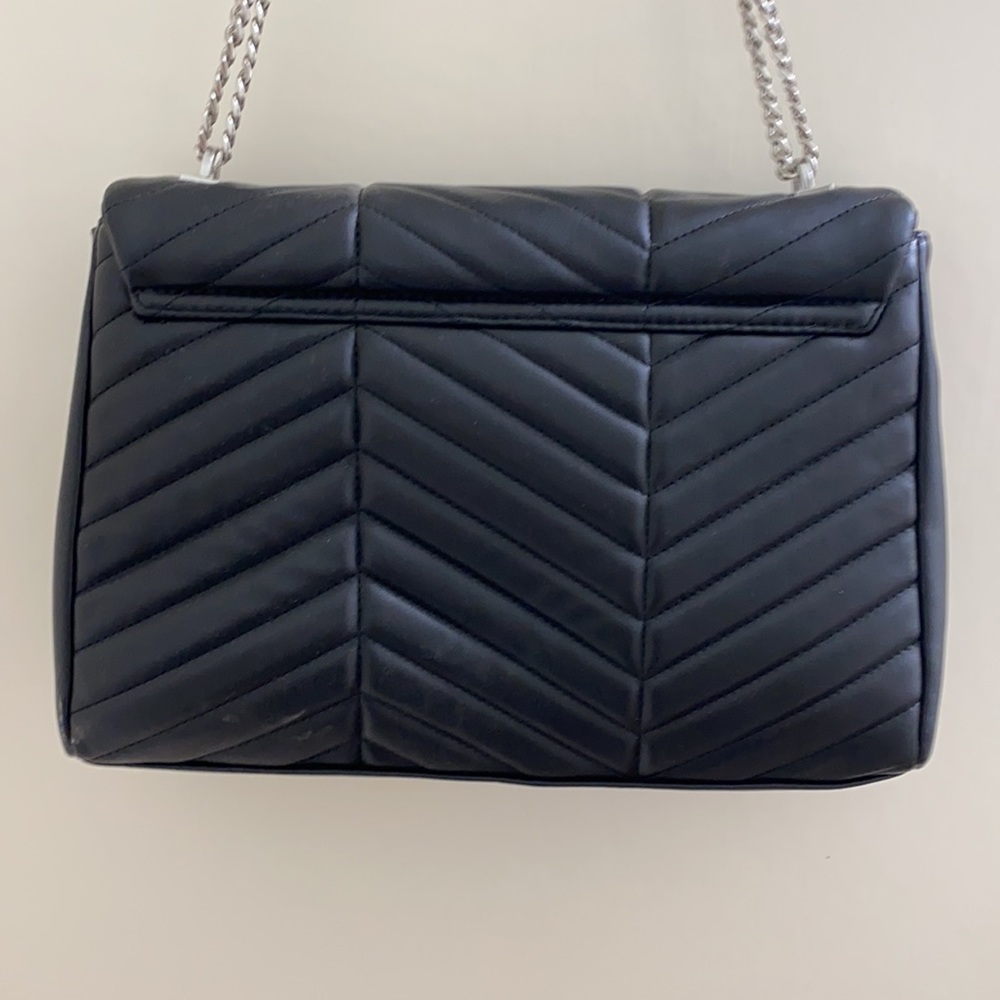 Purse - Picture 2 of 6
